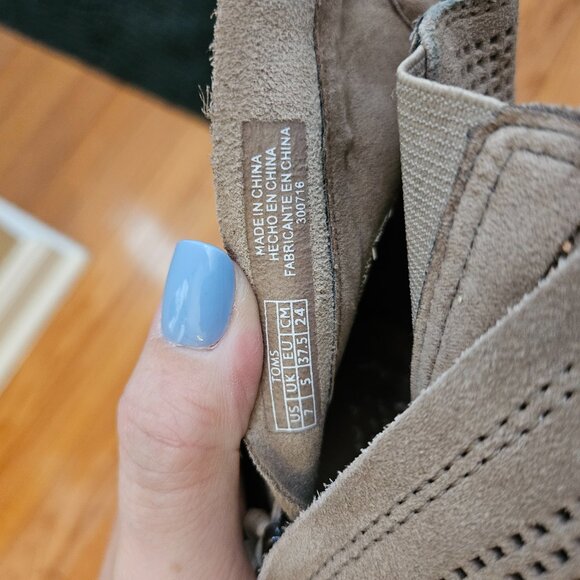 Open Toed Heels - Picture 6 of 7